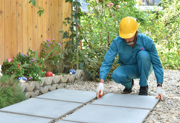 Gach lat san vuon dep