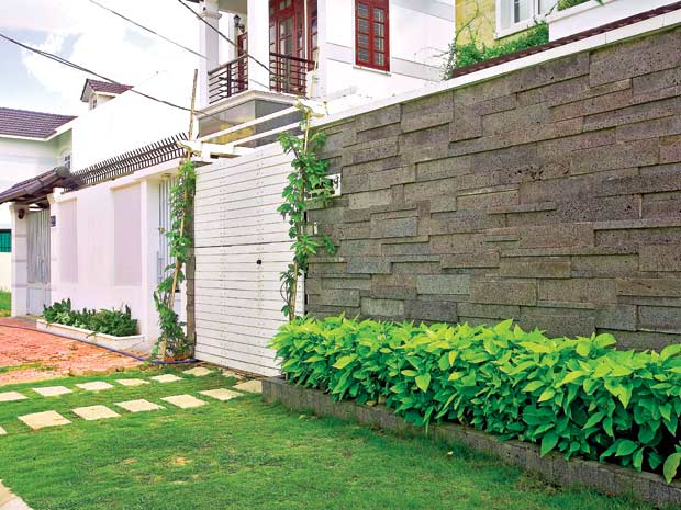 Bí quyết chọn mua gạch ốp tường rào đẹp như mơ, chất lượng tốt