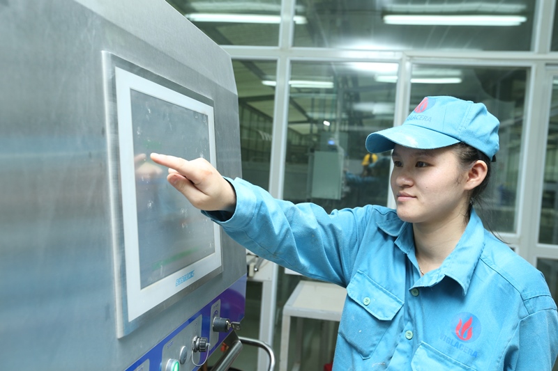 Công nghệ chế biến nguyên liệu tạo hình gạch Viglacera