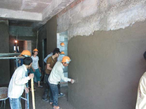 gia thi cong gach op tuong trat tuong nha