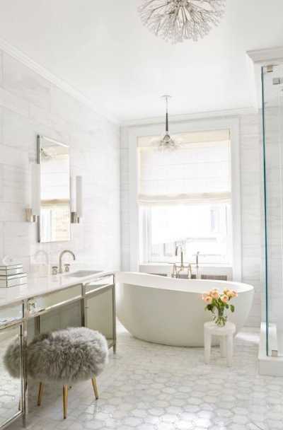 Gạch lát nhà tắm vân đá