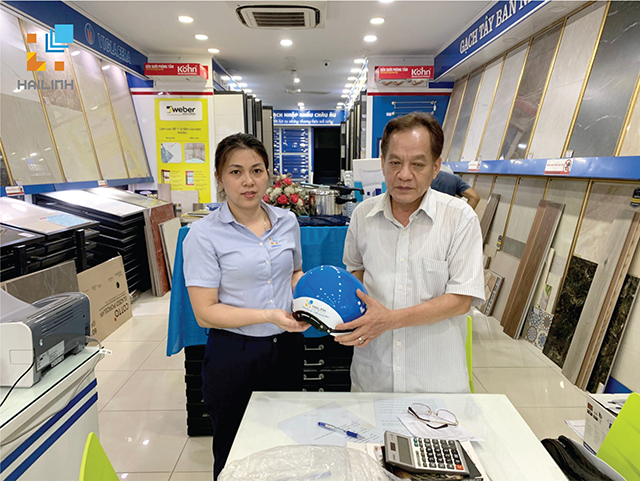 hai-linh-sinh-nhat-13-tuoi-uu-dai-lon-rat-nhieu-khach-hang-da-nhan-duoc-qua