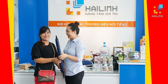 khong-khi-mua-sam-nhon-nhip-thang-vang-khuyen-mai