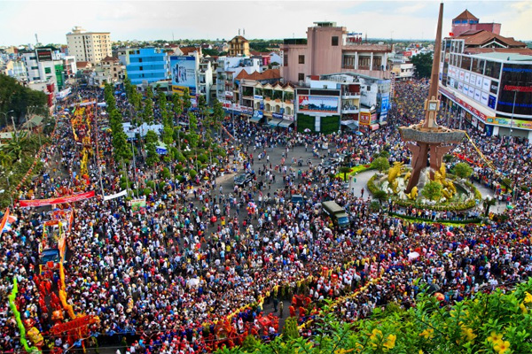 Le hoi ba thien hau