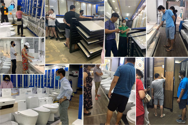Dong dao khach hang mua thiet bi ve sinh o showroom