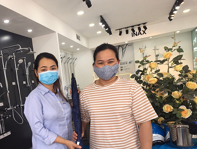 Hai-Linh-sinh-nhat-13-tuoi-uu-dai-lon-rat-nhieu-khach-hang-da-nhan-duoc-qua