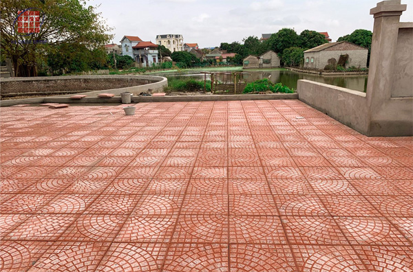 Gach Terrazzo cong cong